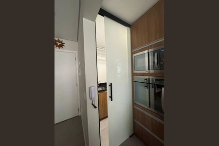 Sala de apartamento para alugar com 2 quartos, 64m² em Green Valley, Barueri