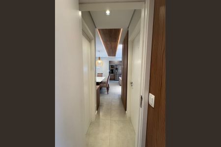 Corredor de apartamento para alugar com 2 quartos, 64m² em Green Valley, Barueri
