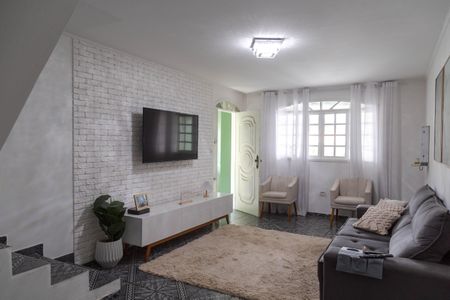 Casa para alugar com 5 quartos, 233m² em Jardim Bela Vista, Guarulhos