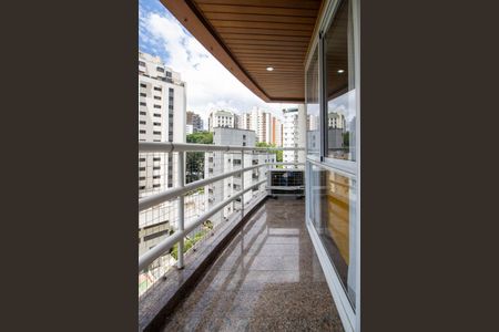 Apartamento para alugar com 94m², 1 quarto e 2 vagasSacada da Suíte 