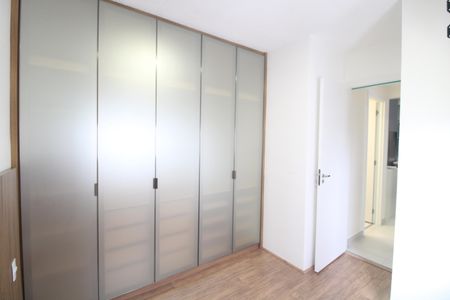 Quarto 2 de apartamento para alugar com 2 quartos, 33m² em Socorro, São Paulo
