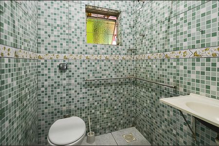 Casa para alugar com 60m², 1 quarto e sem vagaBanheiro