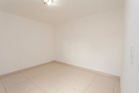 Casa para alugar com 90m², 2 quartos e 1 vagaQuarto Suíte