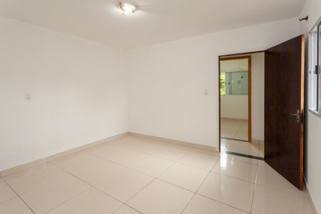 Casa para alugar com 90m², 2 quartos e 1 vagaQuarto Suíte