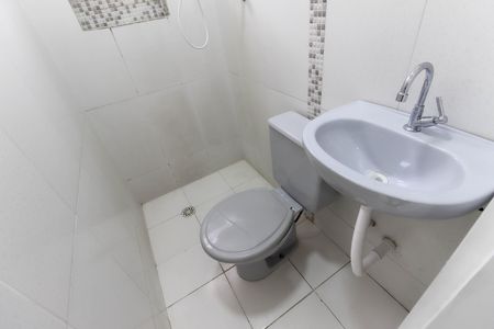 Casa de condomínio à venda com 68m², 2 quartos e 1 vagaBanheiro da Suíte 2