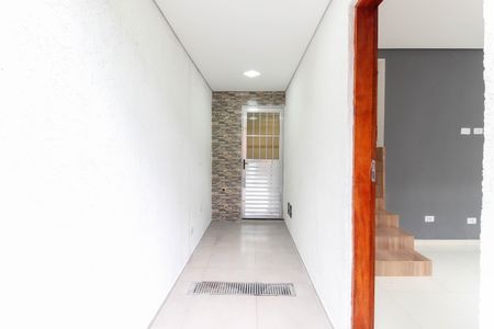 Casa de condomínio à venda com 68m², 2 quartos e 1 vagaEntrada