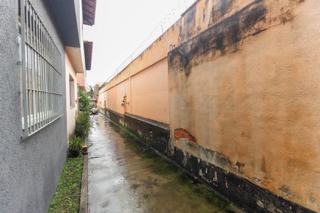 Casa de condomínio à venda com 68m², 2 quartos e 1 vagaÁrea Externa