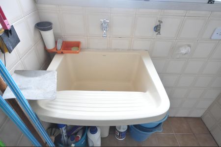 Apartamento à venda com 57m², 2 quartos e 1 vagaÁrea de Serviço