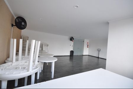 Apartamento à venda com 57m², 2 quartos e 1 vagaÁrea comum - Salão de festas