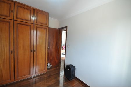 Apartamento à venda com 57m², 2 quartos e 1 vagaQuarto 2