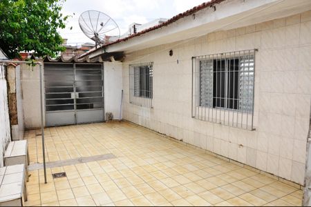 Casa para alugar com 170m², 2 quartos e 3 vagasQuintal