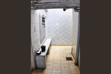 Casa para alugar com 170m², 2 quartos e 3 vagasCorredor Externo