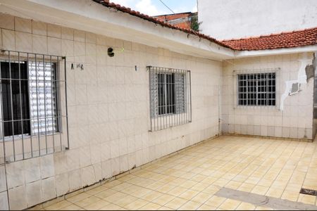 Casa para alugar com 170m², 2 quartos e 3 vagasQuintal