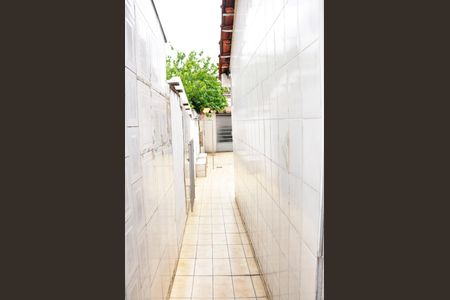 Casa para alugar com 170m², 2 quartos e 3 vagasCorredor Externo