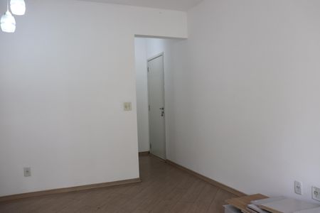 Sala de apartamento para alugar com 3 quartos, 62m² em São Lucas, São Paulo