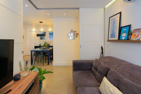 Apartamento à venda com 2 quartos, 57m² em Jardim Esmeralda, São Paulo