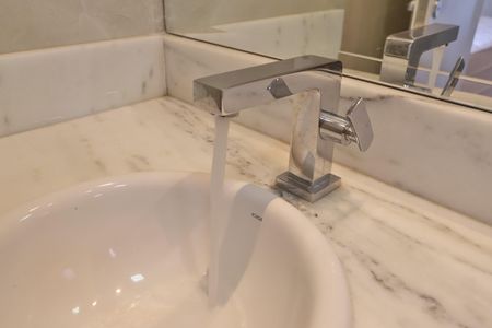 Apartamento para alugar com 92m², 3 quartos e 2 vagasBanheiro do Quarto 1