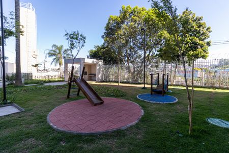 Apartamento para alugar com 34m², 2 quartos e sem vagaÁrea Comum - Playground 