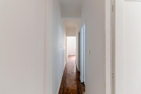 Apartamento à venda com 76m², 2 quartos e sem vaga Apartamento à venda com 76m², 2 quartos e sem vagaCorredor