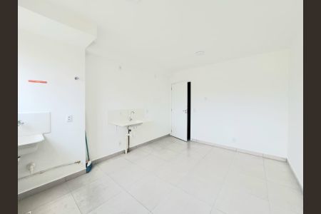 Apartamento para alugar com 37m², 2 quartos e 1 vagaSala/Cozinha