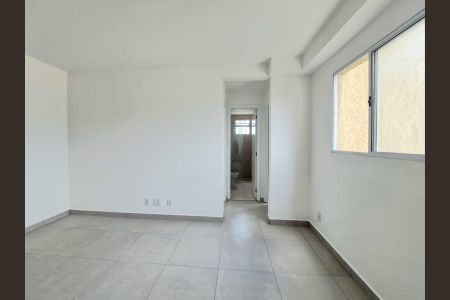 Apartamento para alugar com 37m², 2 quartos e 1 vagaSala/Cozinha