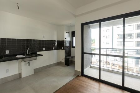 Cozinha de apartamento à venda com 2 quartos, 56m² em Taquaral, Campinas