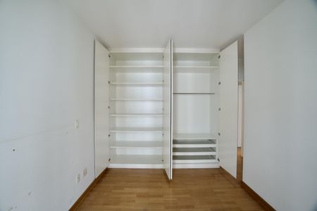 Apartamento à venda com 90m², 2 quartos e 2 vagasSuíte 2