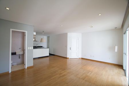 Apartamento à venda com 90m², 2 quartos e 2 vagasSala