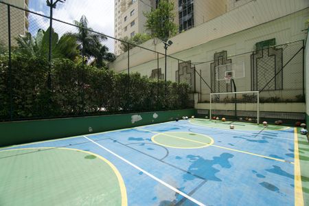 Apartamento à venda com 90m², 2 quartos e 2 vagasÁrea Comum - Quadra