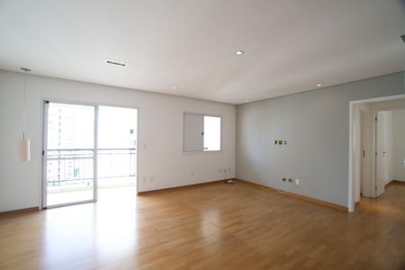 Apartamento à venda com 90m², 2 quartos e 2 vagasSala