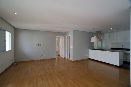 Apartamento à venda com 90m², 2 quartos e 2 vagasSala