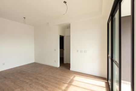 Sala  de apartamento à venda com 2 quartos, 55m² em Taquaral, Campinas