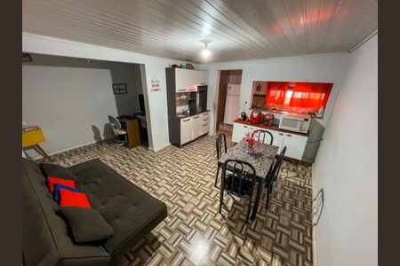 Casa à venda com 300m², 9 quartos e 2 vagasSala