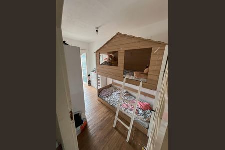 Casa à venda com 300m², 9 quartos e 2 vagasQuarto