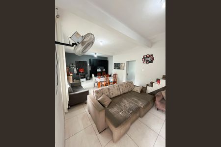 Casa à venda com 300m², 9 quartos e 2 vagasSala