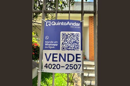 Casa à venda com 371m², 3 quartos e 3 vagasPlaca QuintoAndar