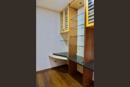 Casa à venda com 371m², 3 quartos e 3 vagasQuarto 2