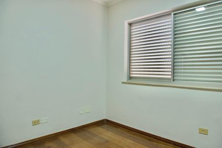 Casa à venda com 371m², 3 quartos e 3 vagasQuarto 3