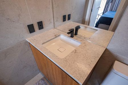 Studio para alugar com 30m², 1 quarto e sem vaga Studio para alugar com 30m², 1 quarto e sem vagaBanheiro