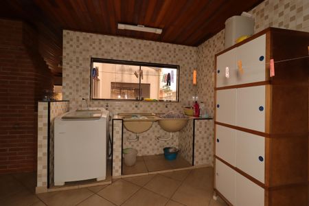 Casa à venda com 360m², 2 quartos e 3 vagasÁrea de Serviço