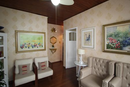 Apartamento à venda com 71m², 2 quartos e sem vagaSala