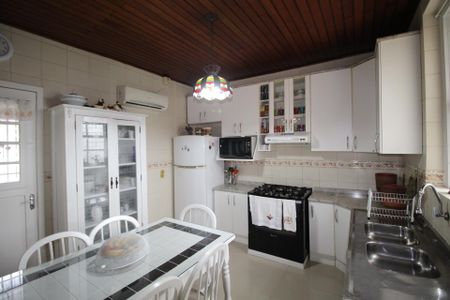 Apartamento à venda com 71m², 2 quartos e sem vagaCozinha