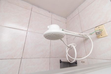 Banheiro de apartamento para alugar com 1 quarto, 33m² em Cidade Baixa, Porto Alegre