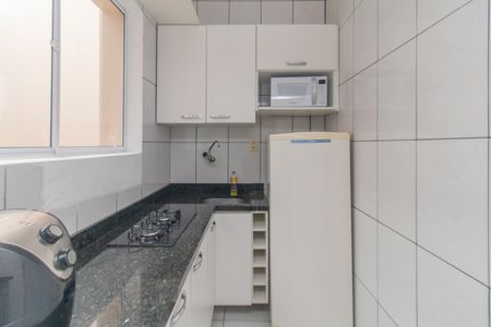 Cozinha de apartamento para alugar com 1 quarto, 33m² em Cidade Baixa, Porto Alegre