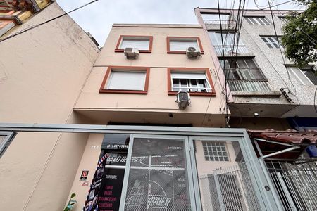 Fachada de apartamento para alugar com 1 quarto, 33m² em Cidade Baixa, Porto Alegre