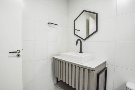 Apartamento para alugar com 65m², 3 quartos e 1 vaga Apartamento para alugar com 65m², 3 quartos e 1 vagaBanheiro