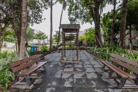 Apartamento para alugar com 43m², 2 quartos e 1 vagaÁrea comum - Playground