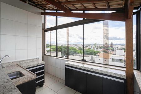 Apartamento à venda com 208m², 5 quartos e 2 vagasCobertura