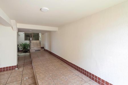 Apartamento à venda com 208m², 5 quartos e 2 vagasEntrada