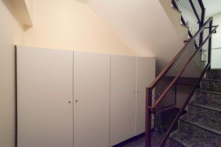 Apartamento à venda com 208m², 5 quartos e 2 vagasHall social